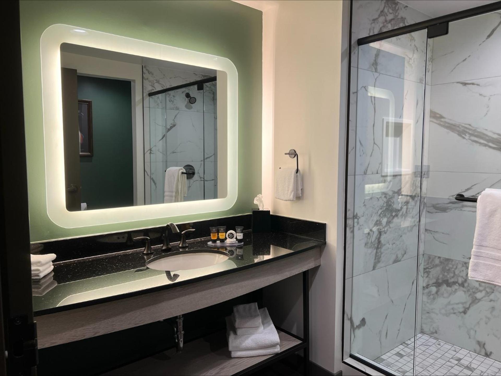 Cherokee Casino West Siloam Springs Resort Екстер'єр фото