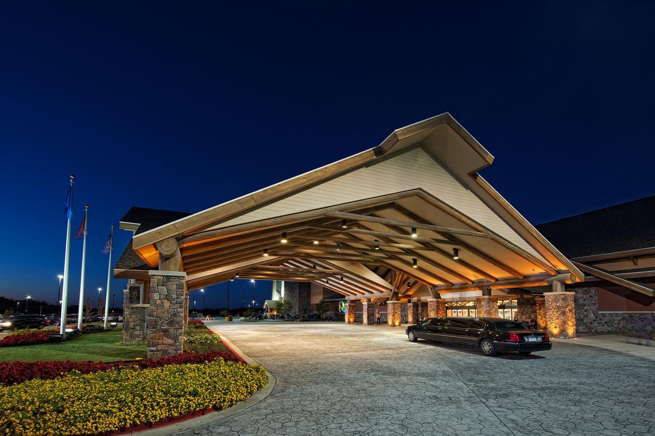 Cherokee Casino West Siloam Springs Resort Екстер'єр фото