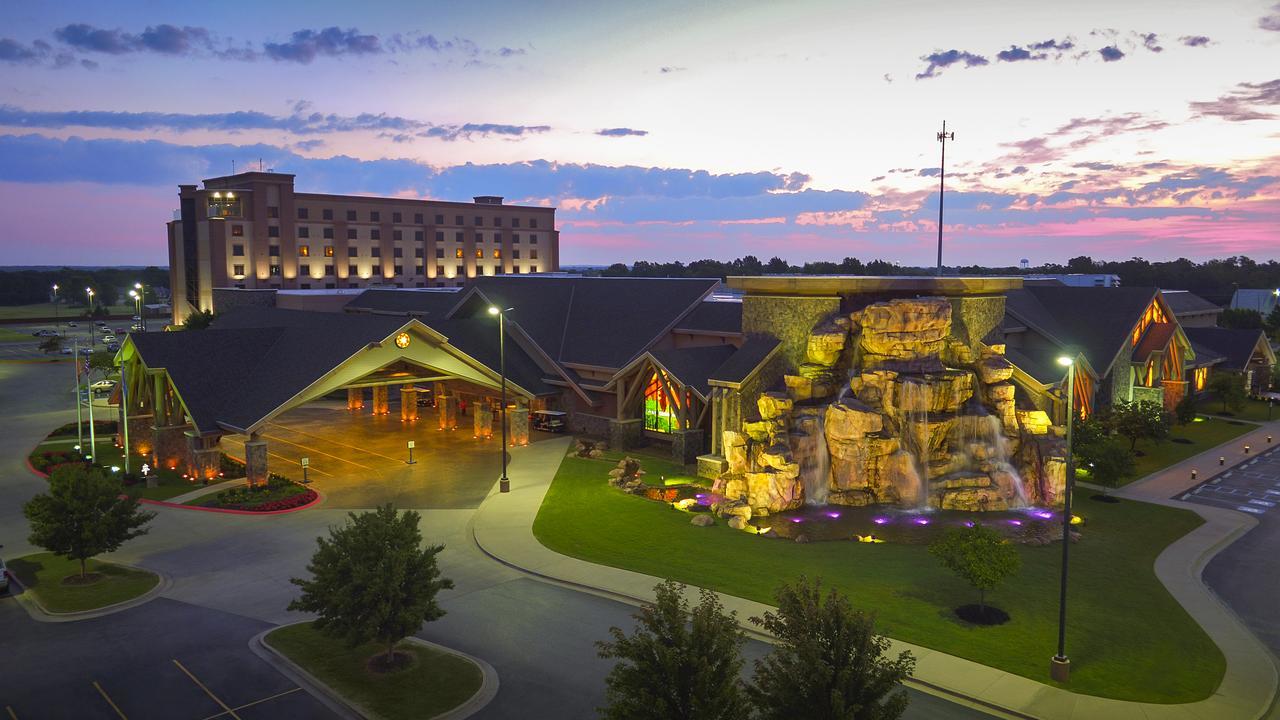 Cherokee Casino West Siloam Springs Resort Екстер'єр фото