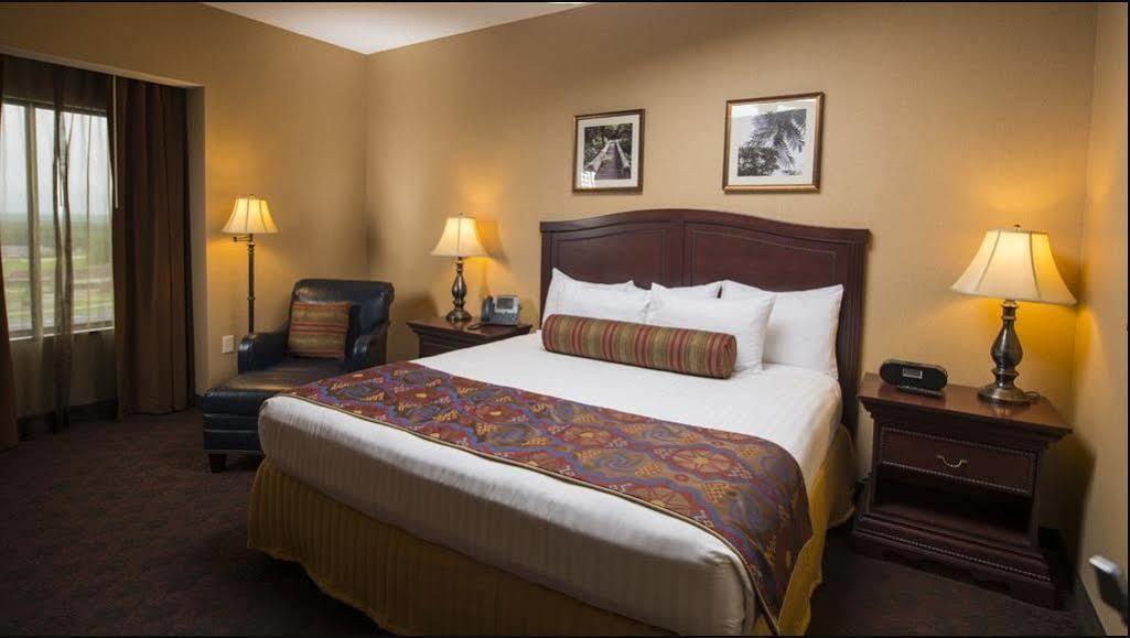 Cherokee Casino West Siloam Springs Resort Екстер'єр фото